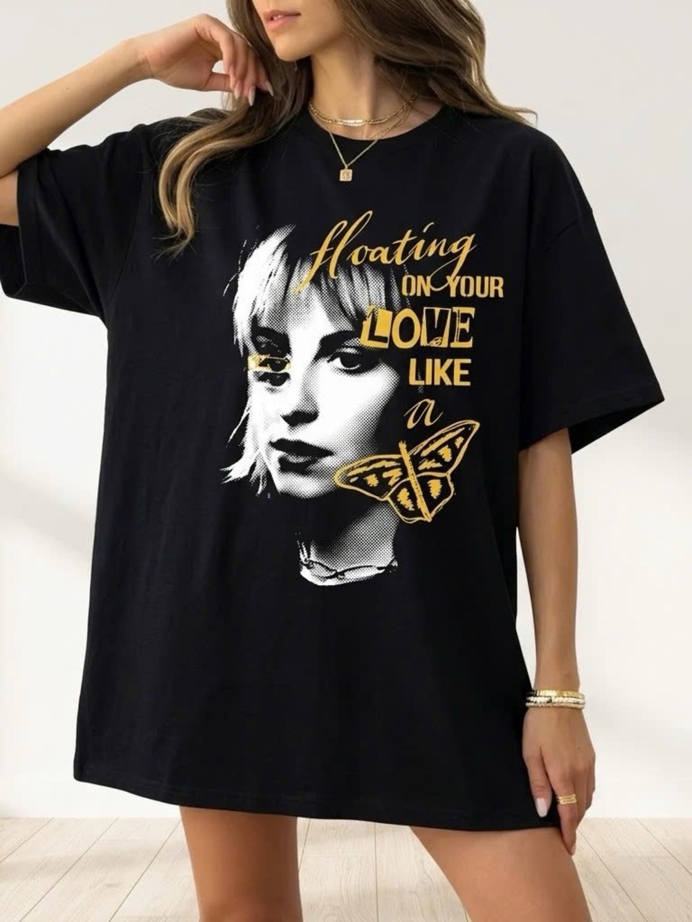 Hayley Williams (Paramore) Graphic T-Shirt โ Black, Butterfly & Pop Punk Print